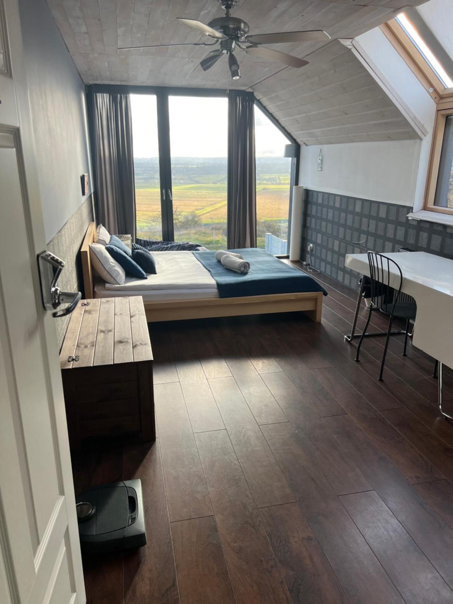 House Of Freedom With Sea View Sauna And Jacuzzi Oslonino Exterior photo